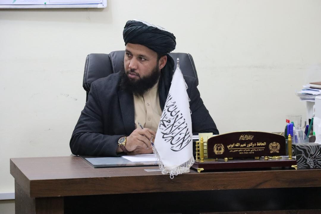 رئیس عمومی تنظیم ادویه و محصولات صحی با مسؤلین شرکت امارتی ابن سینا دیدار نمود: